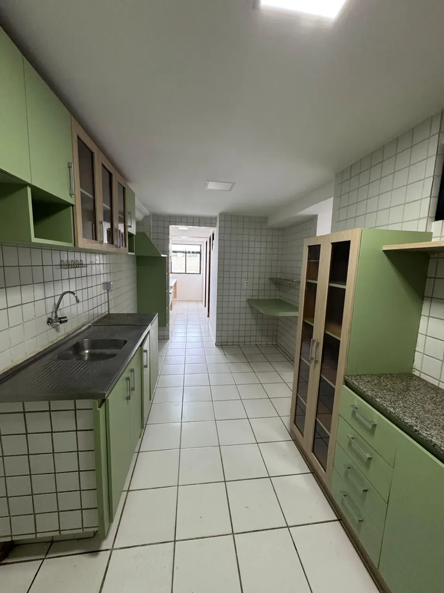 Квартира с 3 спальнями 138 м² и 1 парковкой