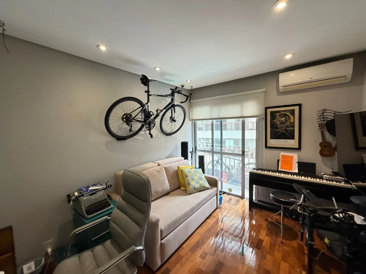 Apartamento mobiliado com 3 quartos e cozinha integrada — photo 27
