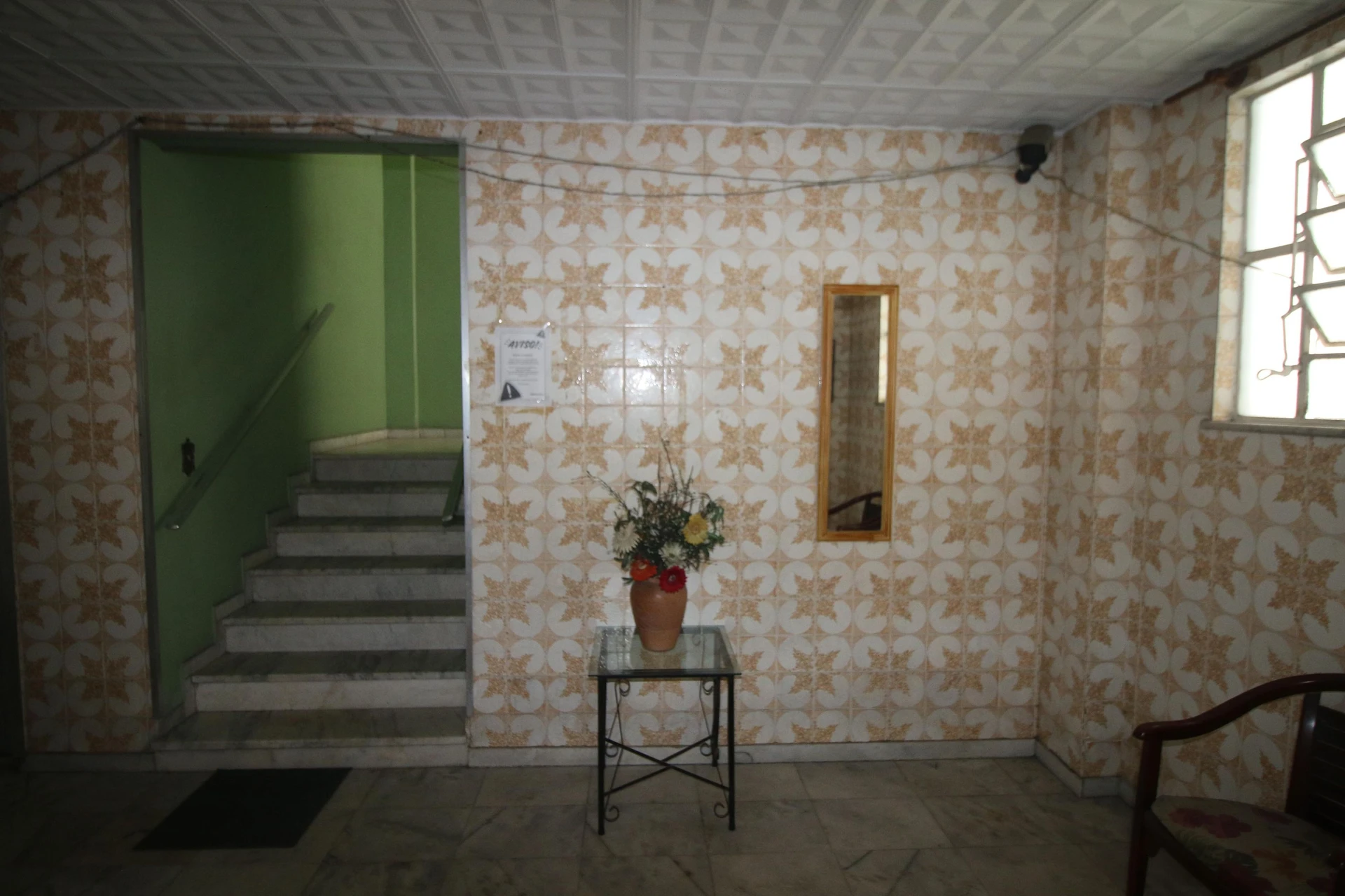Rental apartment with 2 bedrooms and a private garden — photo 13
