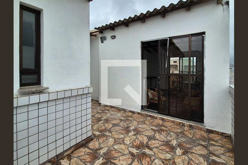 3-bedroom apartment with balcony, 202 m² — photo 46
