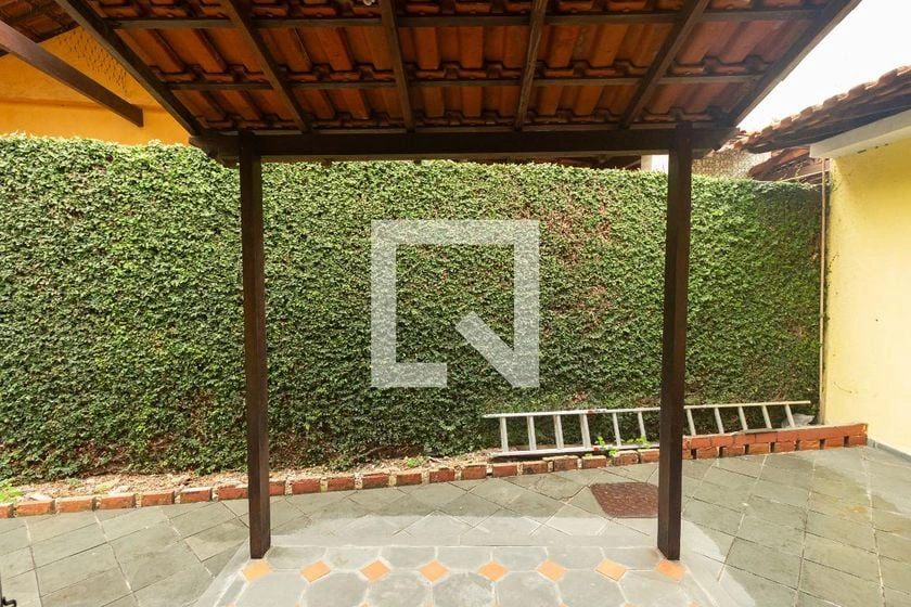 Casa, 250 m², com banheira — photo 10