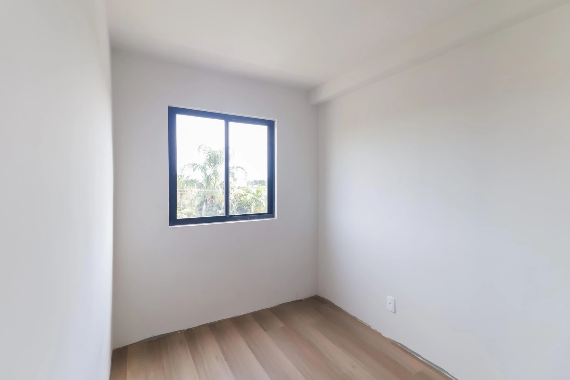 3-bedroom apartment with a grill on the balcony in Curitiba — photo 31