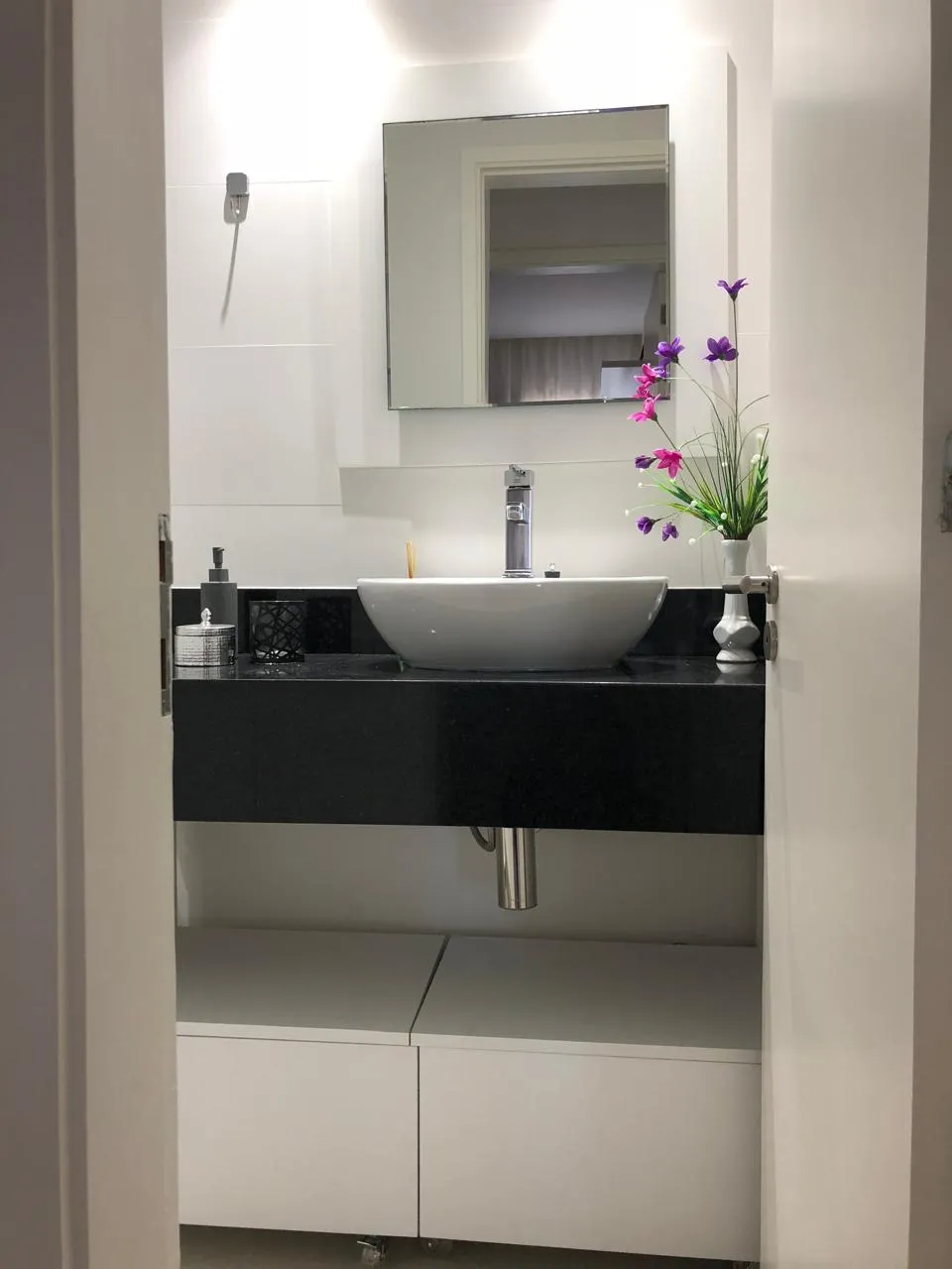 Furnished 1-bedroom apartment with 1 parking space — photo 14