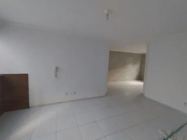 Ground-floor apartment with 3 bedrooms and private area — photo 13