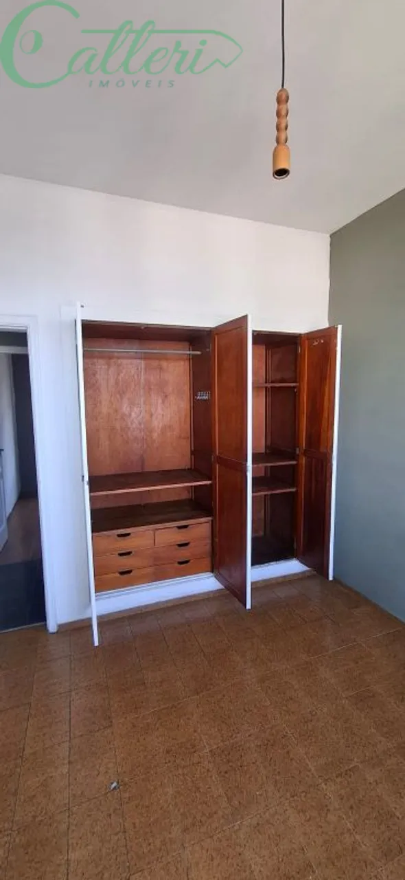 Unfurnished 3-bedroom apartment with separate kitchen — photo 14