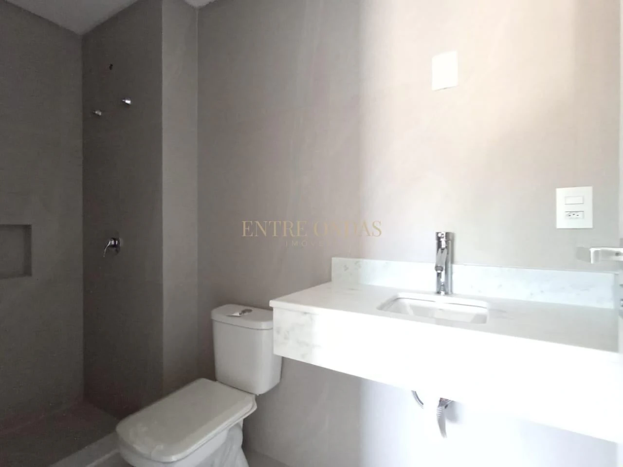 Apartamento de 100 m² con lavandería y barbacoa — photo 15