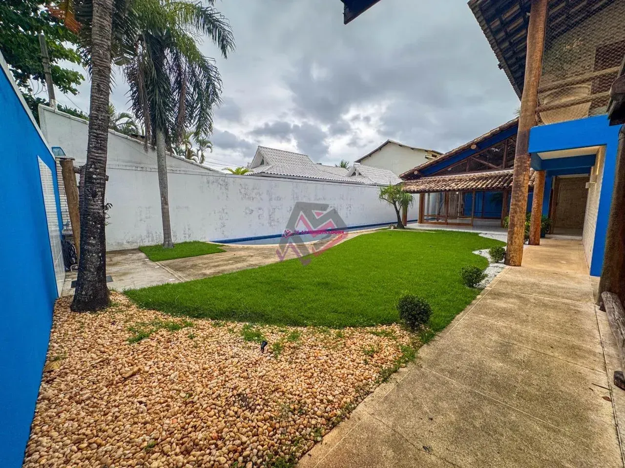 600 m² house with 4 bedrooms and a closed kitchen — photo 21