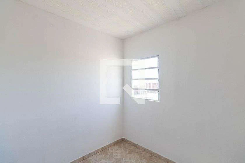 Estudio de 30 m² con 1 dormitorio y ducha eléctrica