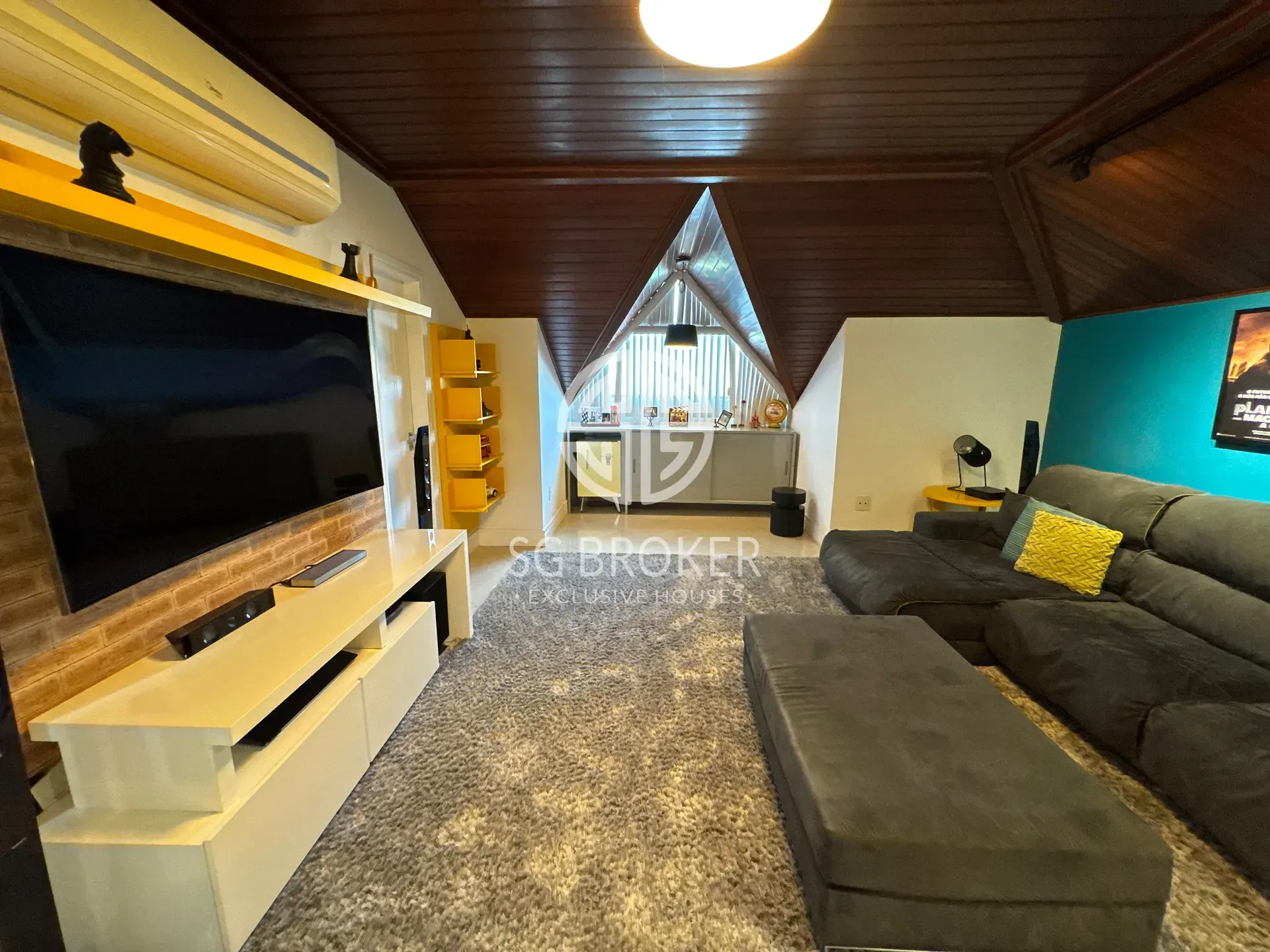 Casa para locação com 5 quartos e churrasqueira na varanda — photo 58