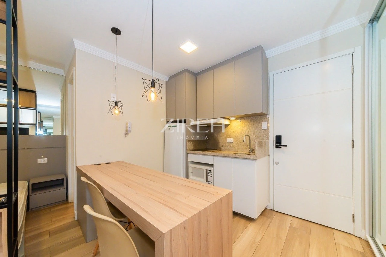 Apartamento mobiliado de 1 quarto com varanda de vidro — photo 2