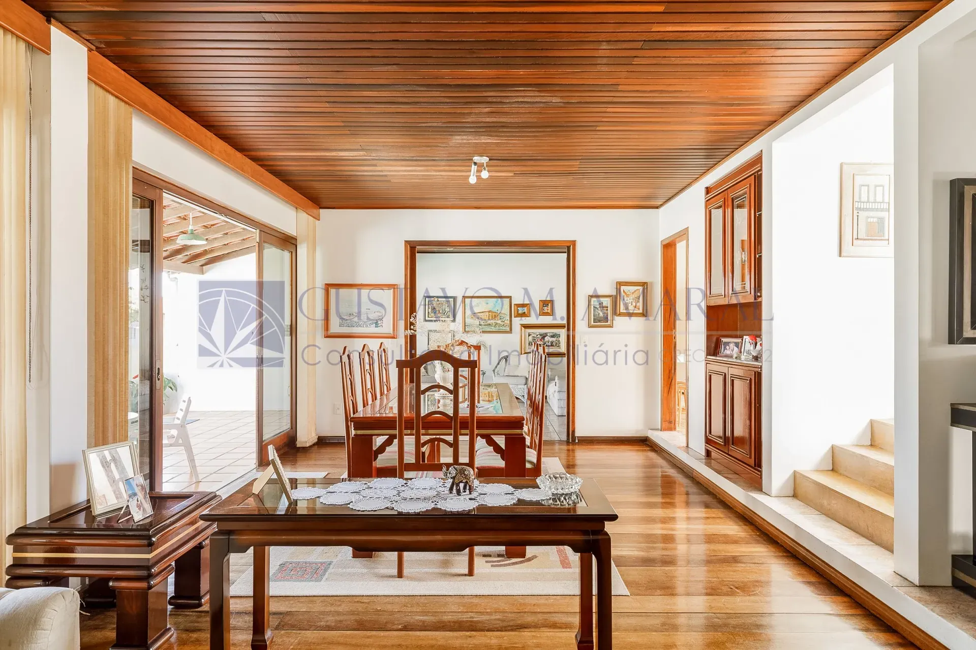 380 m² house with a bathtub and floor-to-ceiling windows — photo 17