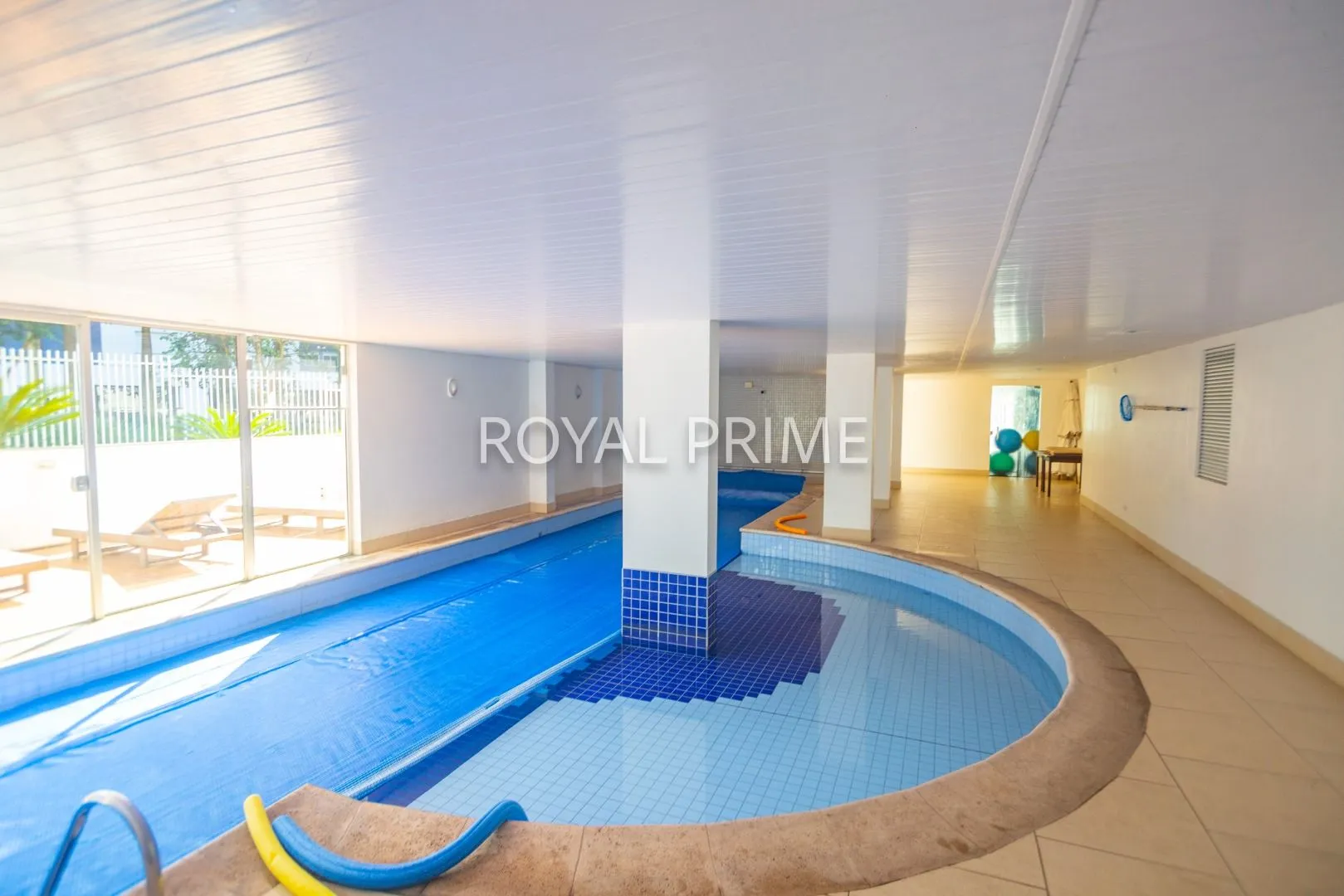 Apartamento de 3 dormitorios con cocina abierta y BBQ privado — photo 33