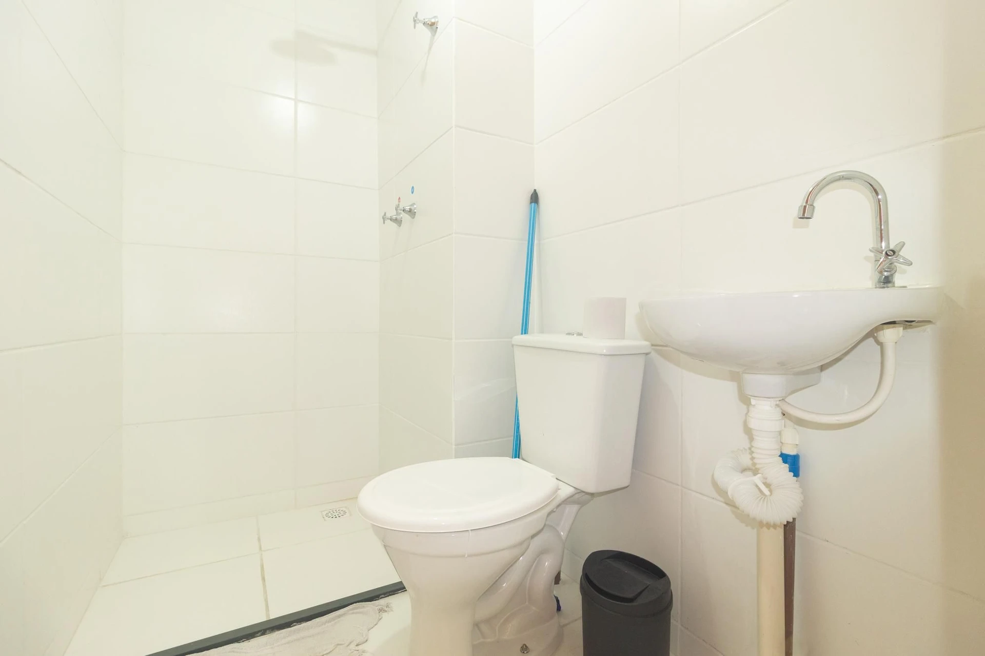 Apartamento mobiliado com 2 quartos e varanda — photo 17