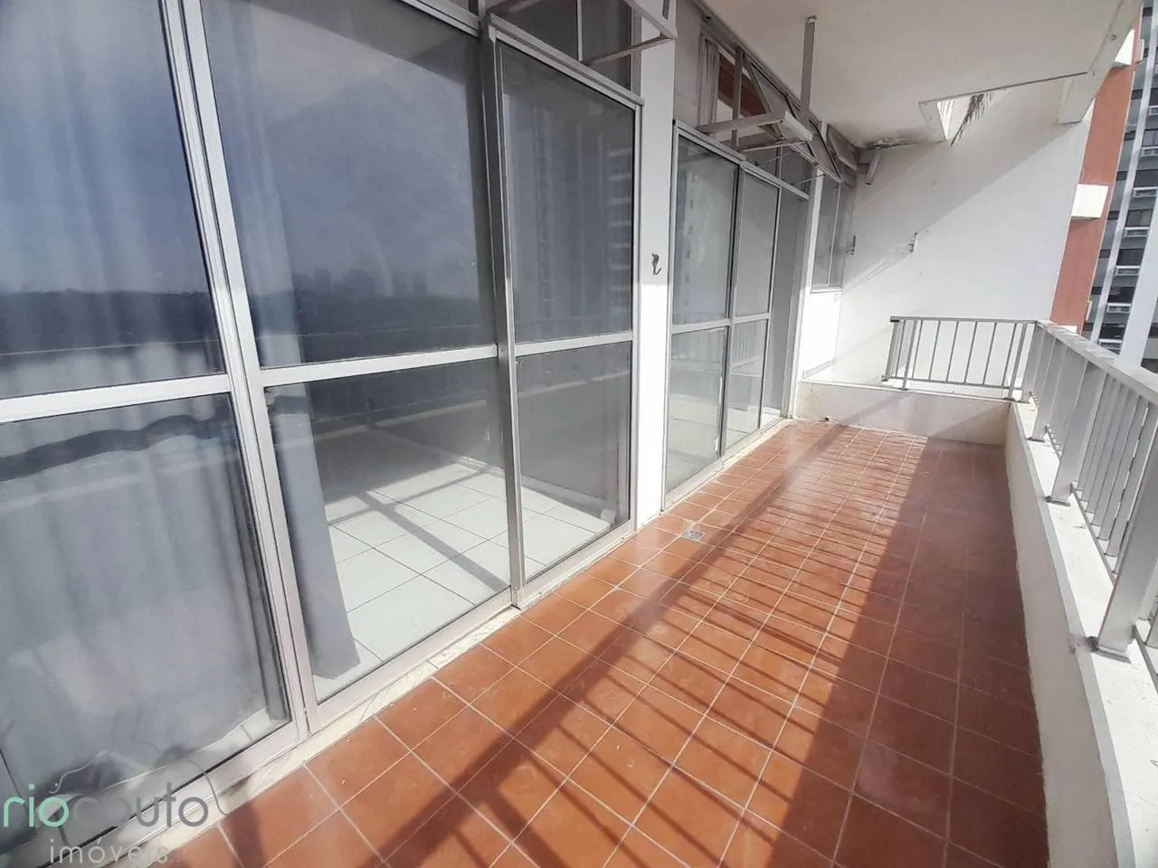 Park view in a one-bedroom apartment, 76 m² — photo 16