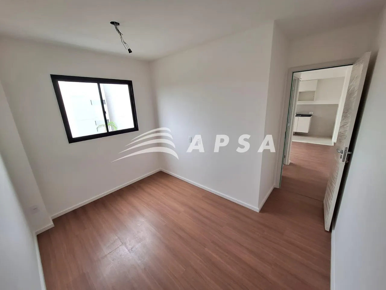 Apartamento sem mobília com 2 quartos e varanda — photo 5