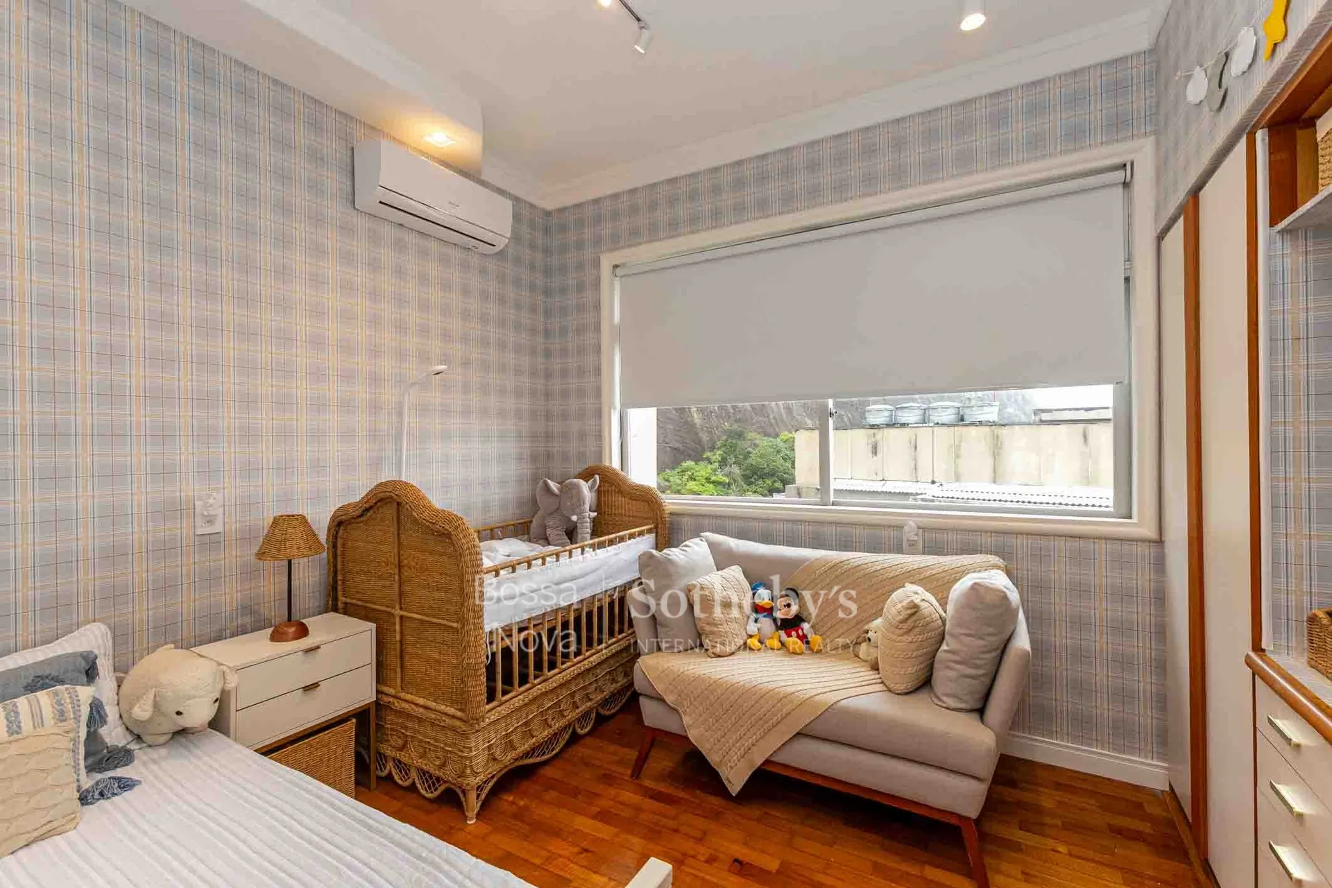Furnished apartment, 155 m², with a dishwasher — photo 10
