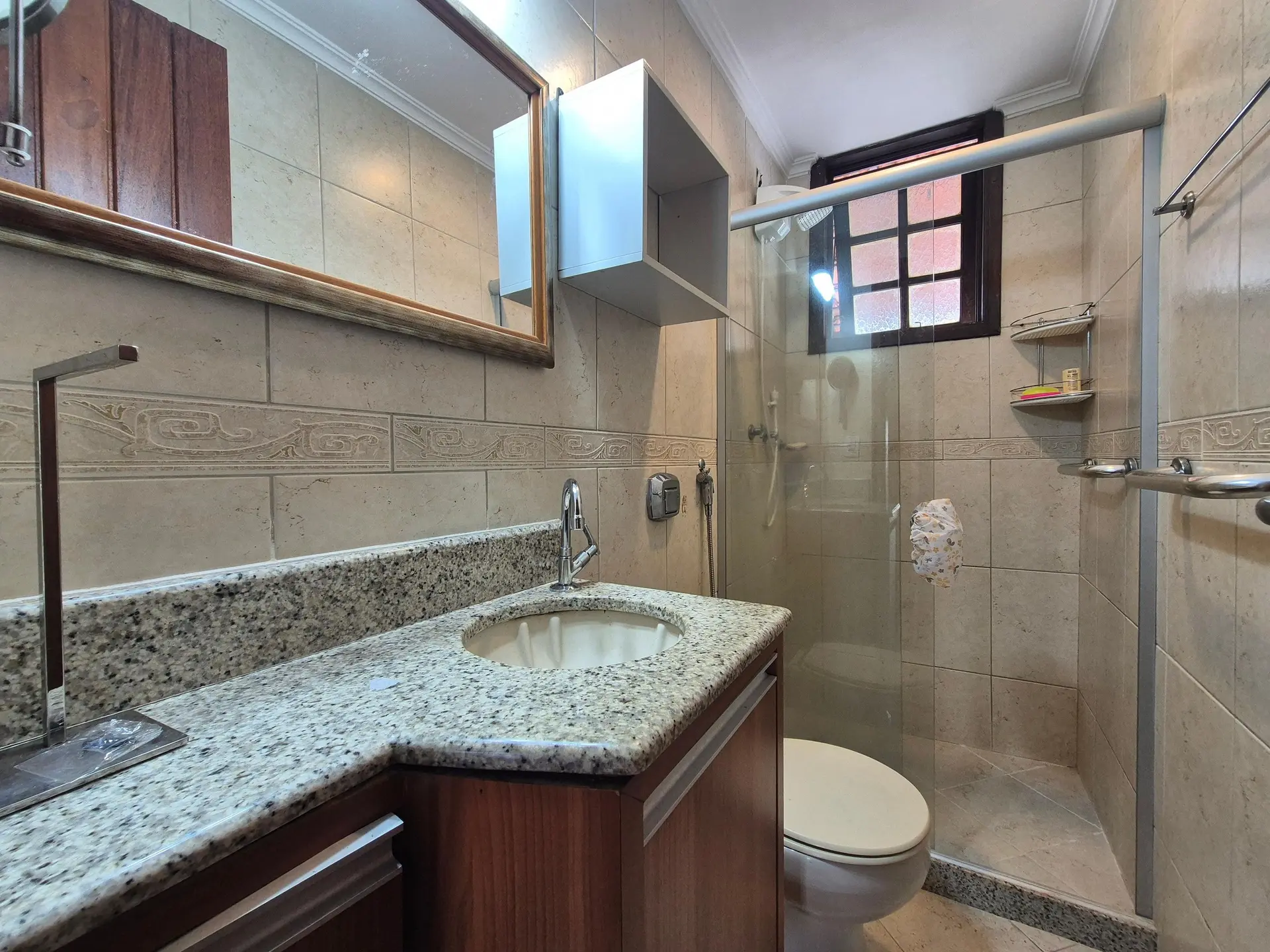 3-bedroom apartment with 1 en-suite and 3 parking spots — photo 28