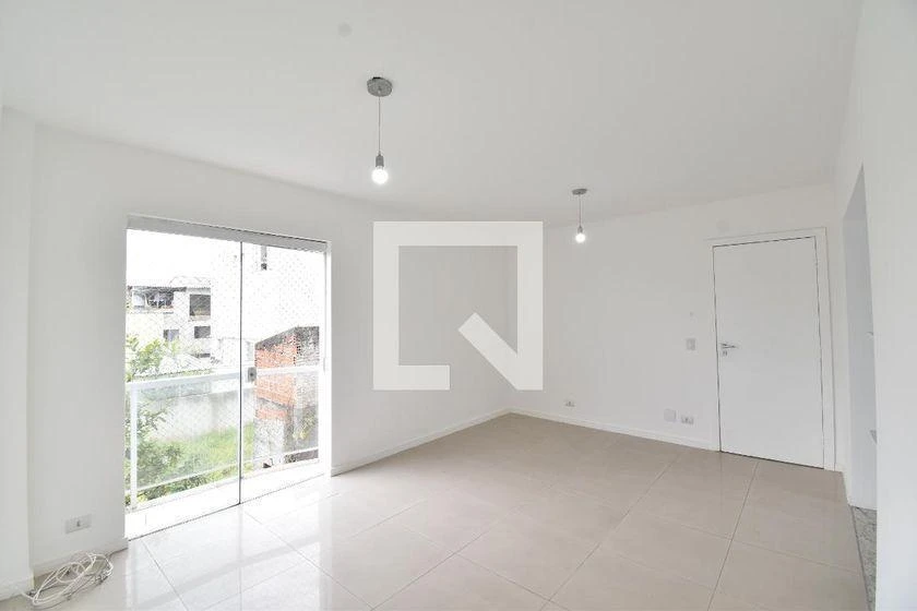 Квартира без мебели с 3 спальнями и кухней открытого плана, 96 м² — photo 4