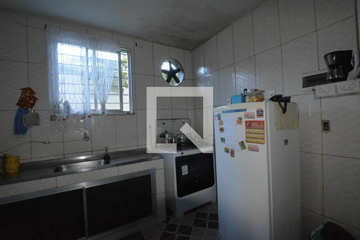Casa amueblada con 4 dormitorios y jardín privado — photo 4