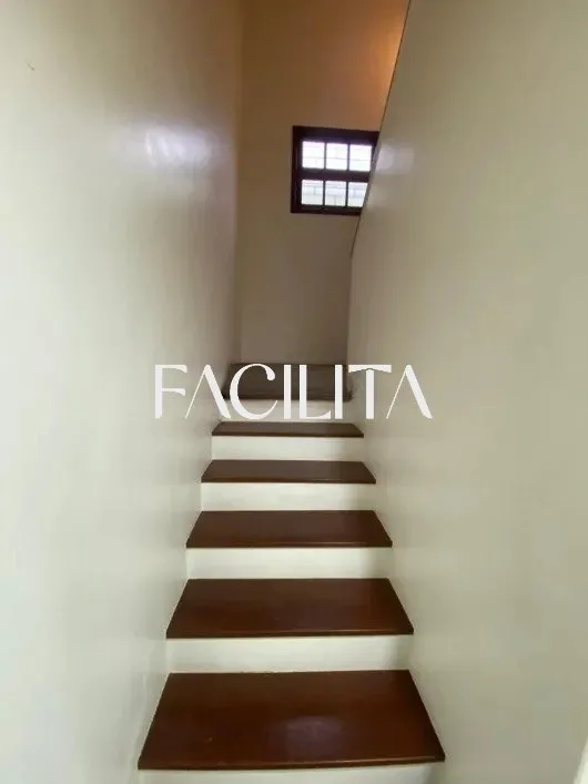Furnished 164 m² house with 3 bedrooms and private garden — photo 20