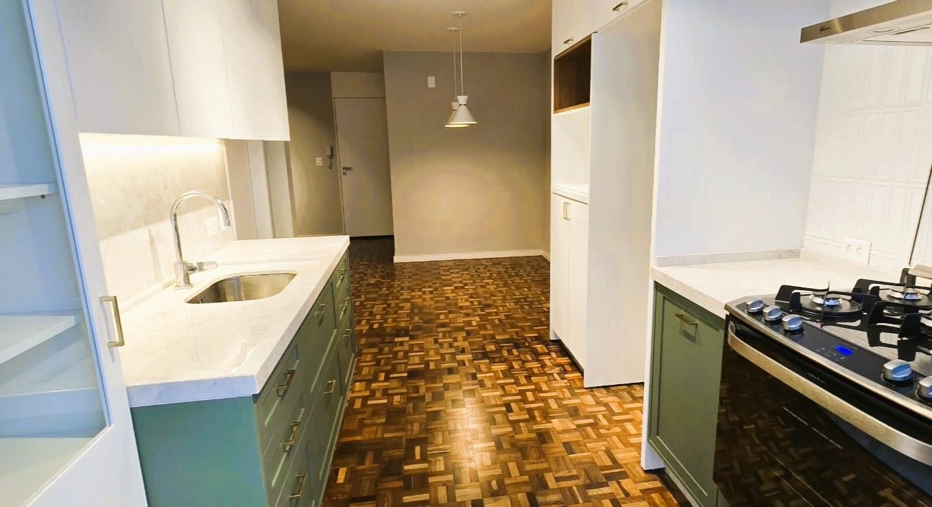 2-bedroom apartment with a washing machine in Curitiba — photo 12