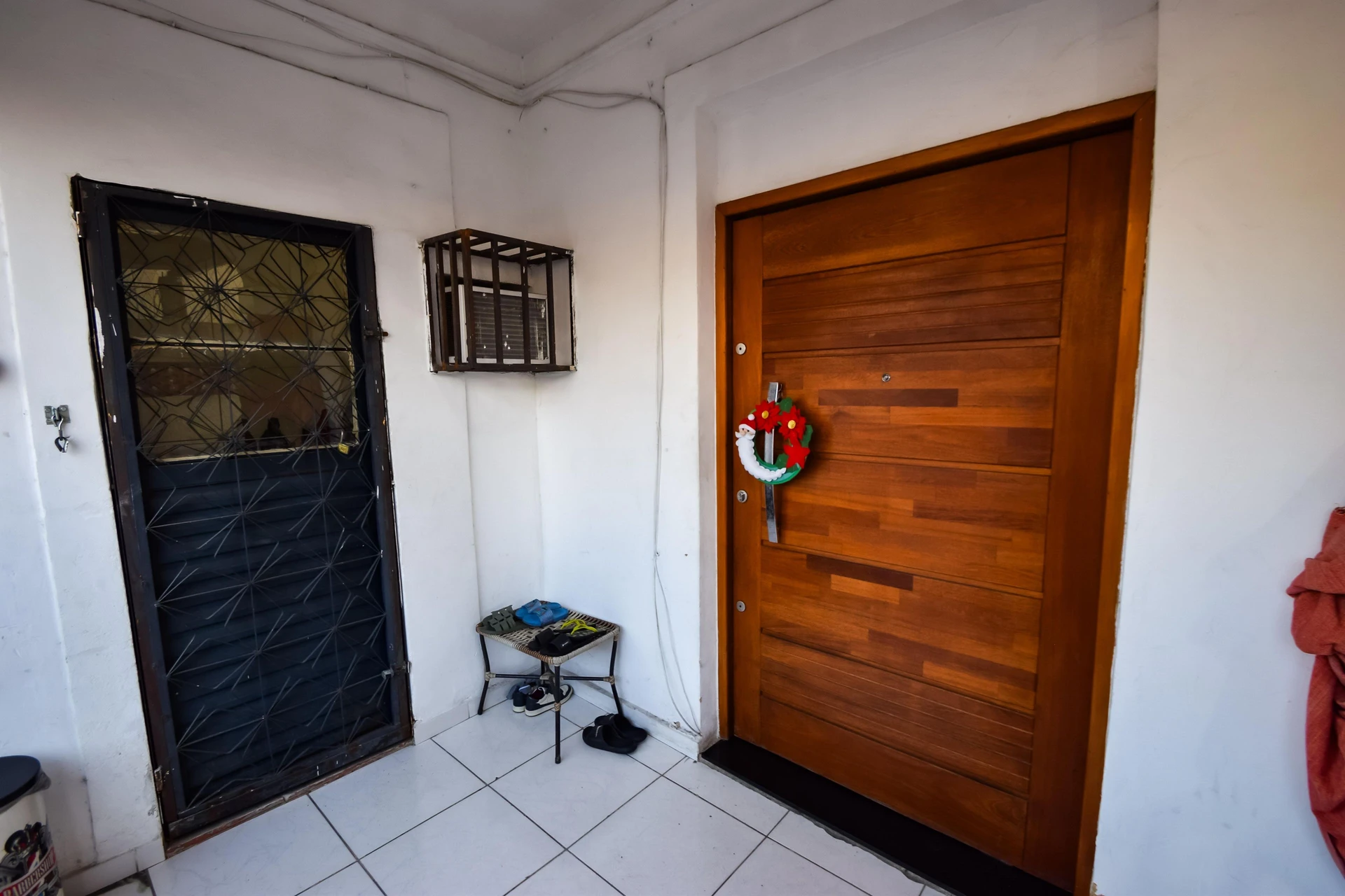 Furnished house with 4 bedrooms and 4 bathrooms — photo 27