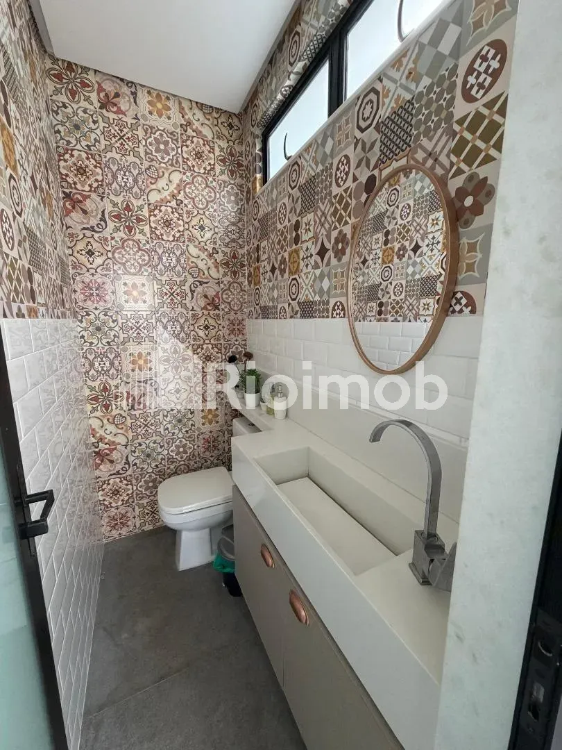 5-bedroom house with a bathtub in Rio de Janeiro — photo 21