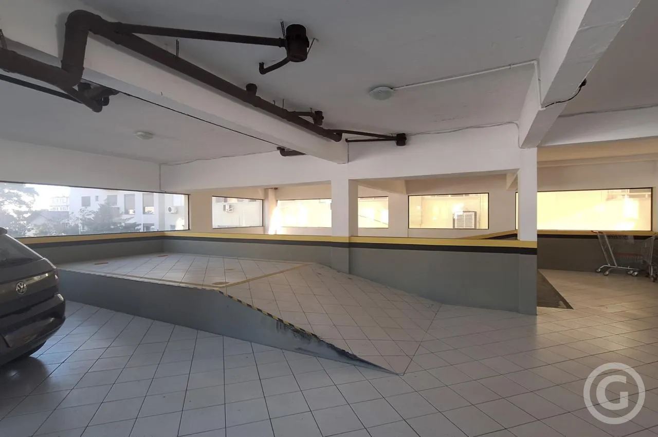 Квартира 105 м² с 3 спальнями и 1 крытым местом — photo 19
