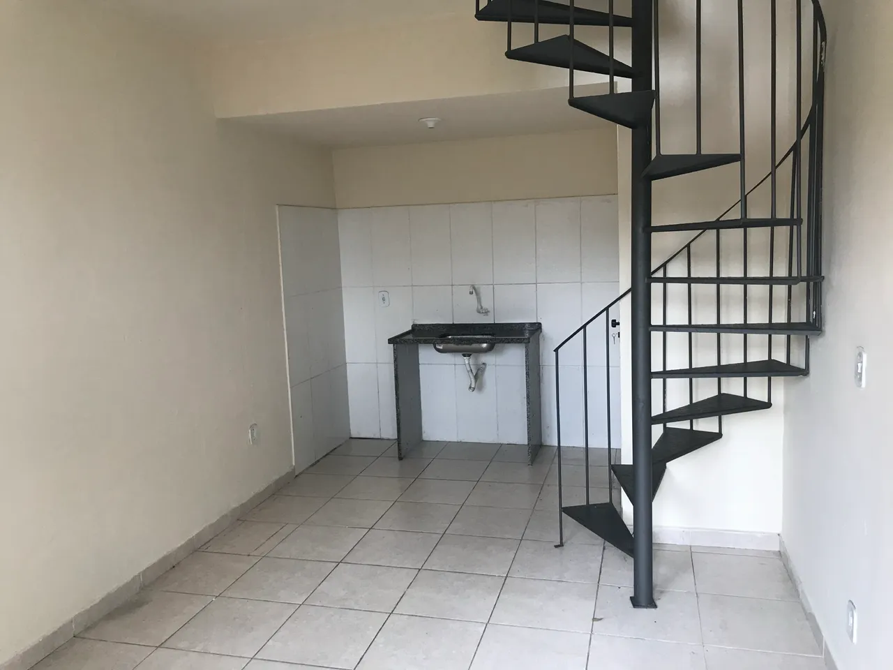 Casa sem mobília com 1 quarto e 1 banheiro — photo 2