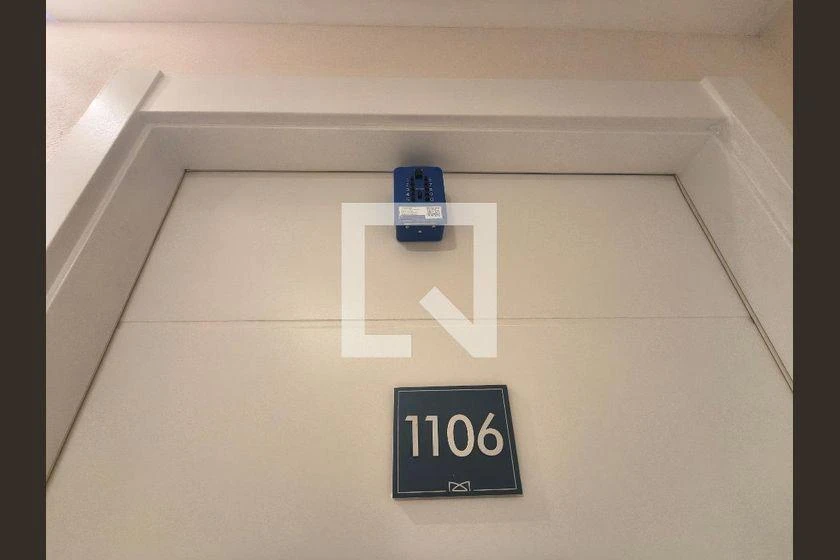 2-bedroom apartment with a mountain view — photo 36