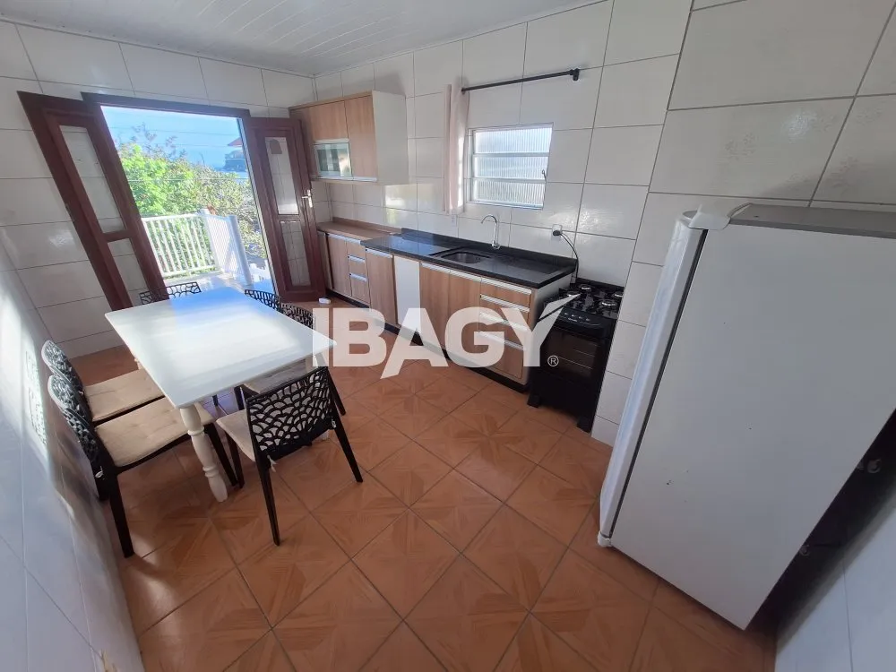 Furnished house with 3 bedrooms and 1 en-suite — photo 22