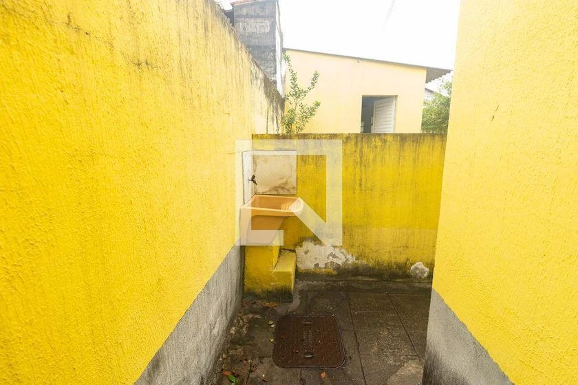 House, 500 m², with wood or laminate floors — photo 4