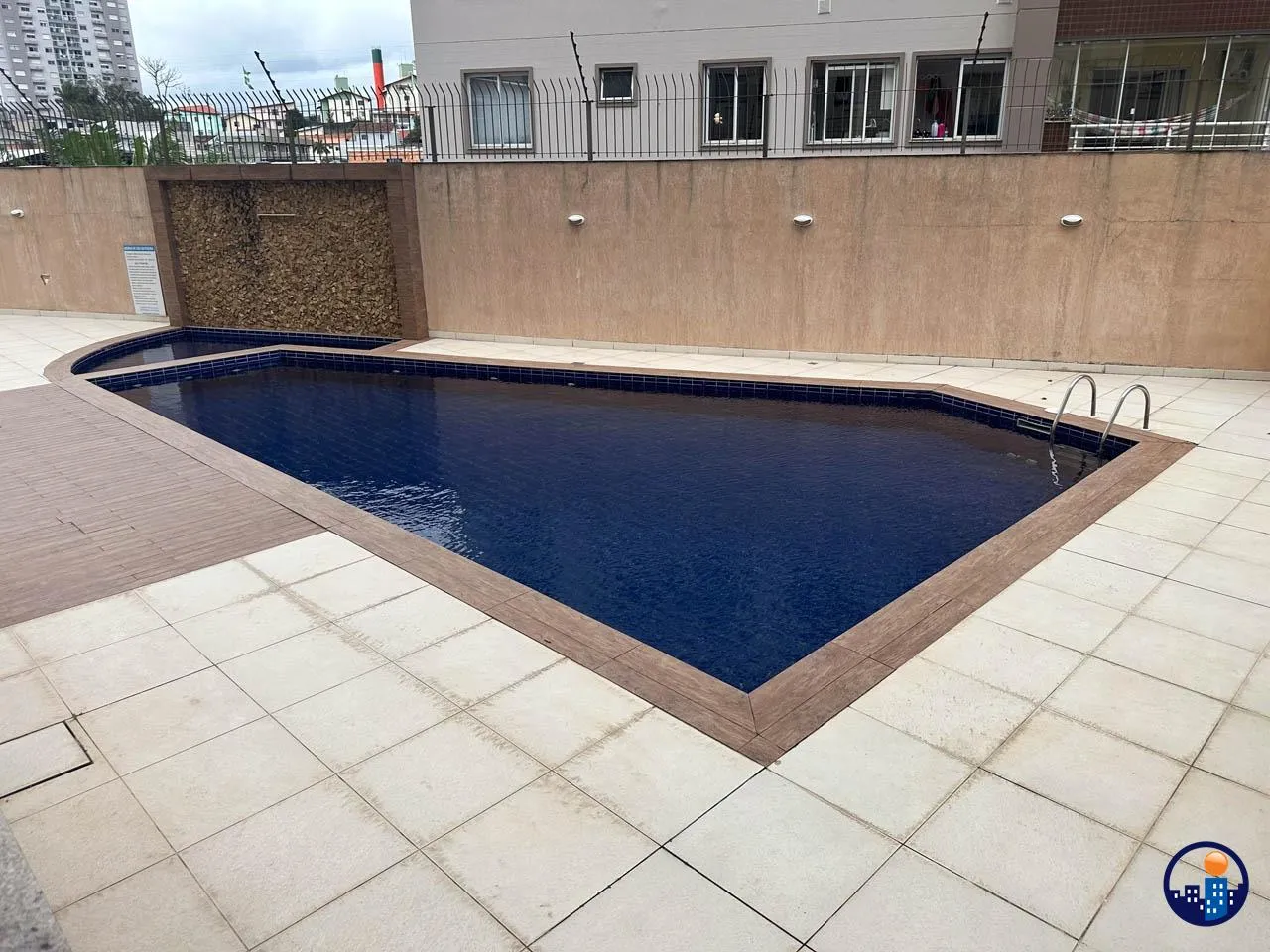 3-bedroom apartment with a washing machine in Florianópolis — photo 7