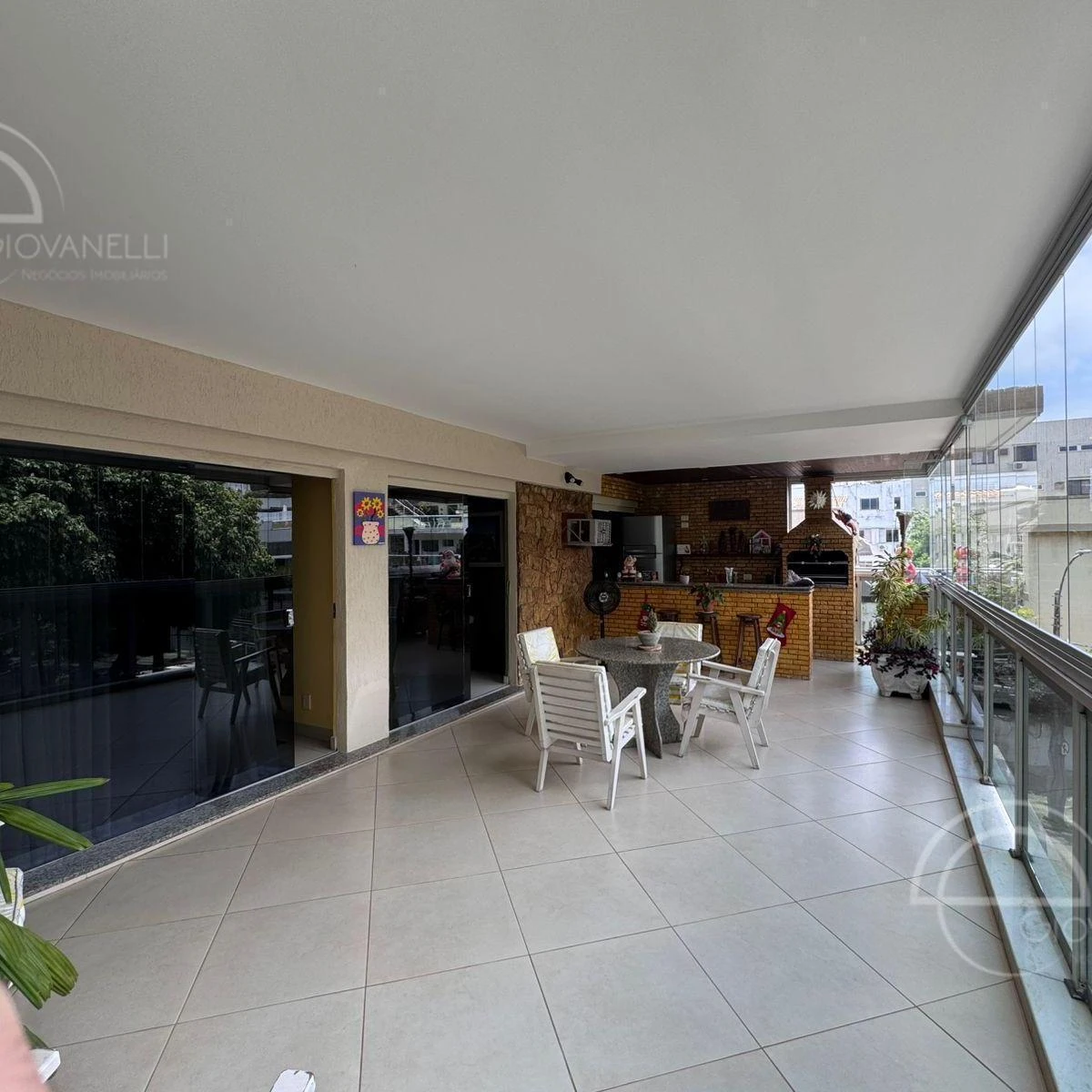 Furnished apartment, 162 m², with a grill on the balcony — photo 14