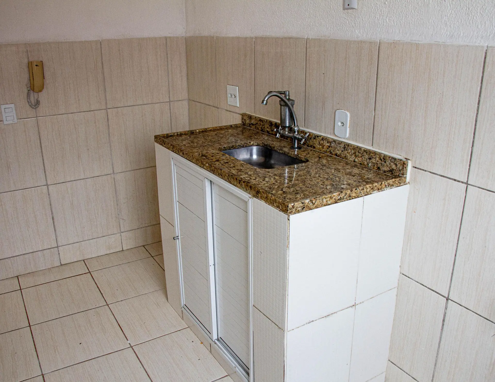 Rental apartment with 2 bedrooms and 1 parking space — photo 3