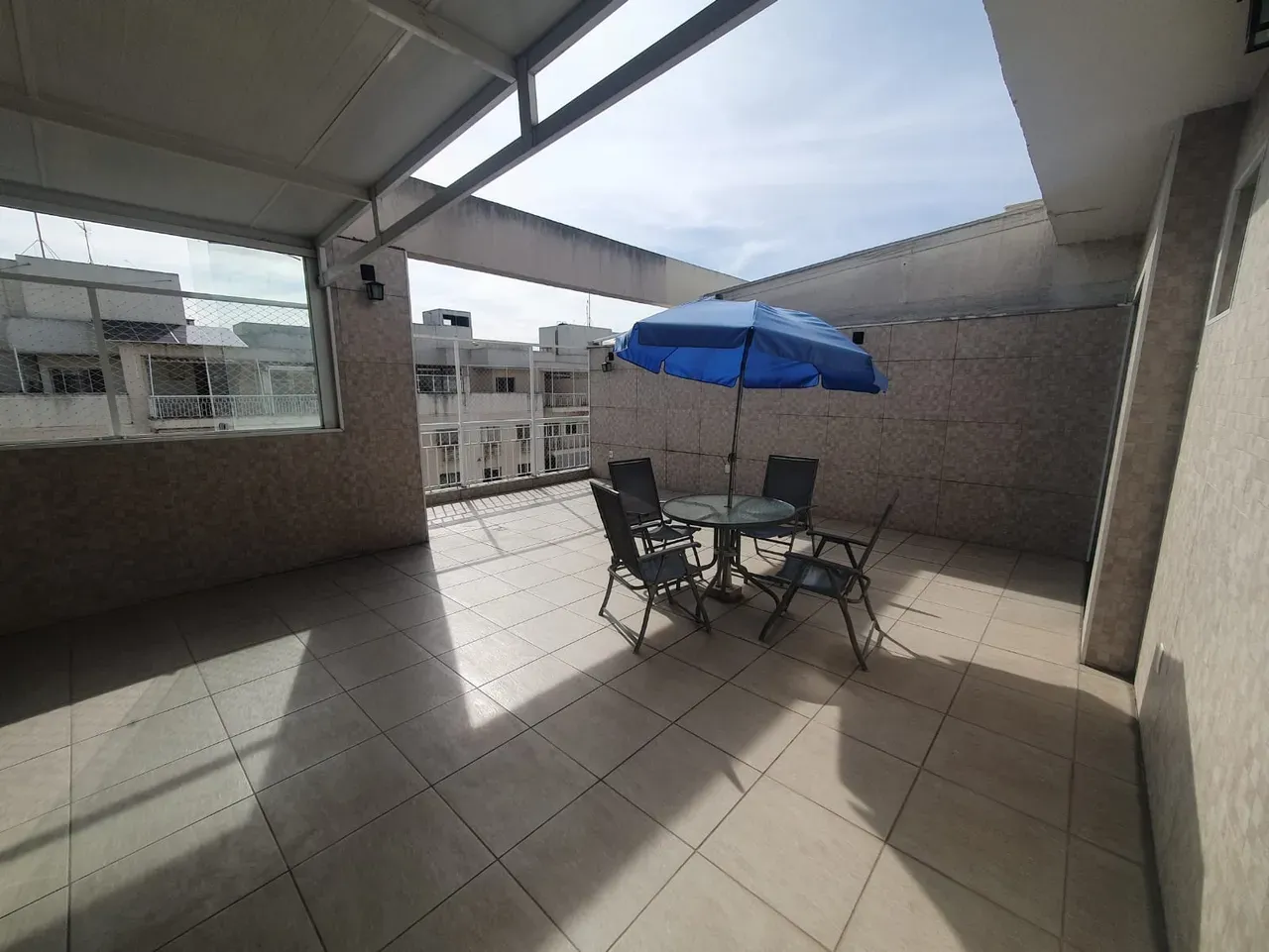 Furnished duplex penthouse with 2 bedrooms and open kitchen — photo 32