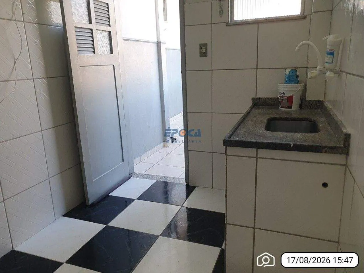 2-bedroom apartment with a balcony — photo 2