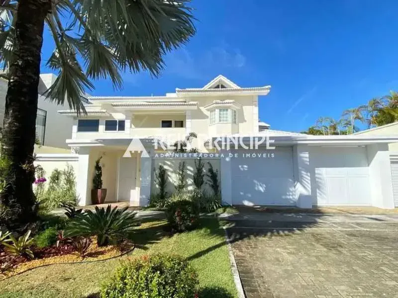 Duplex house with 5 bedrooms and a glass-enclosed balcony — photo 3