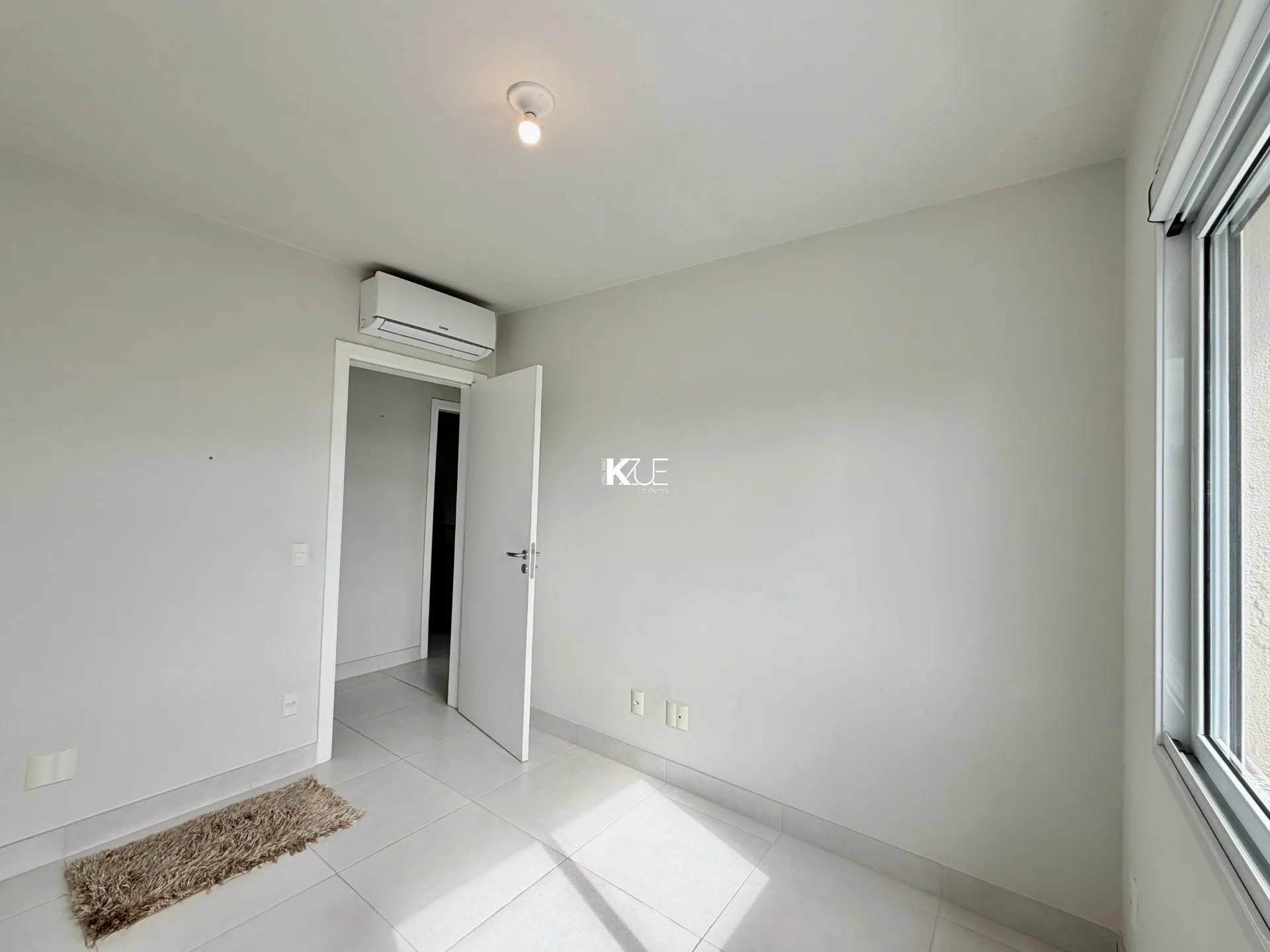 Furnished apartment, 111 m², with a water view — photo 25