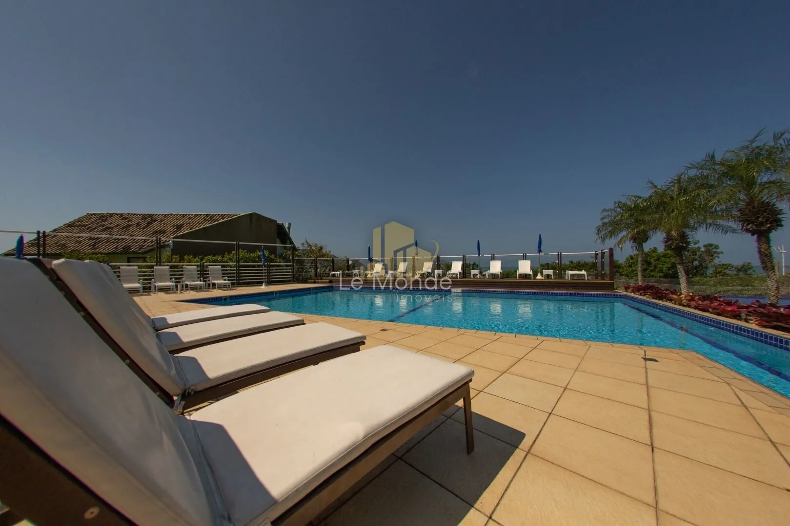 Apartamento amueblado con 4 dormitorios y 382 m² — photo 18