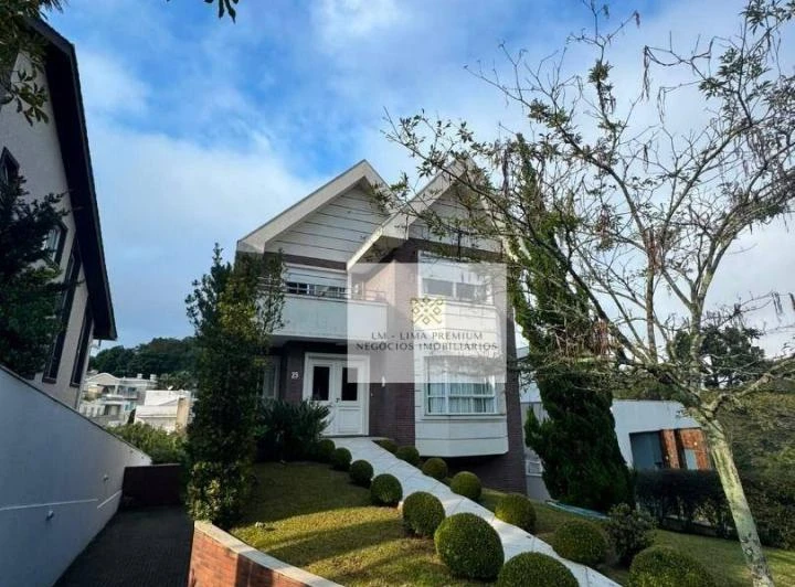 House with 3 ensuite bedrooms and 364 m² plus 4 parking — photo 3