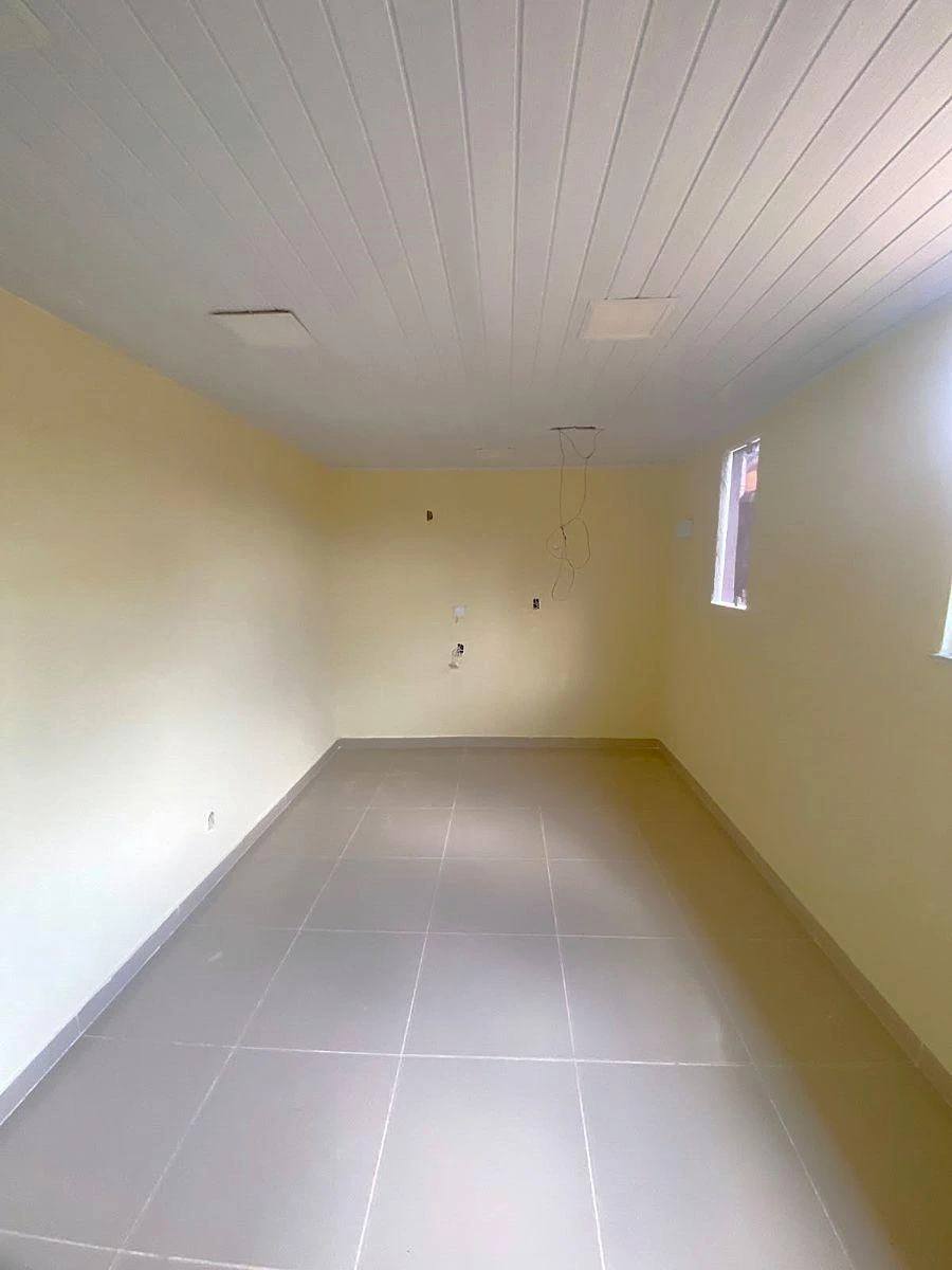 1-bedroom apartment on the 2nd floor with no parking — photo 9