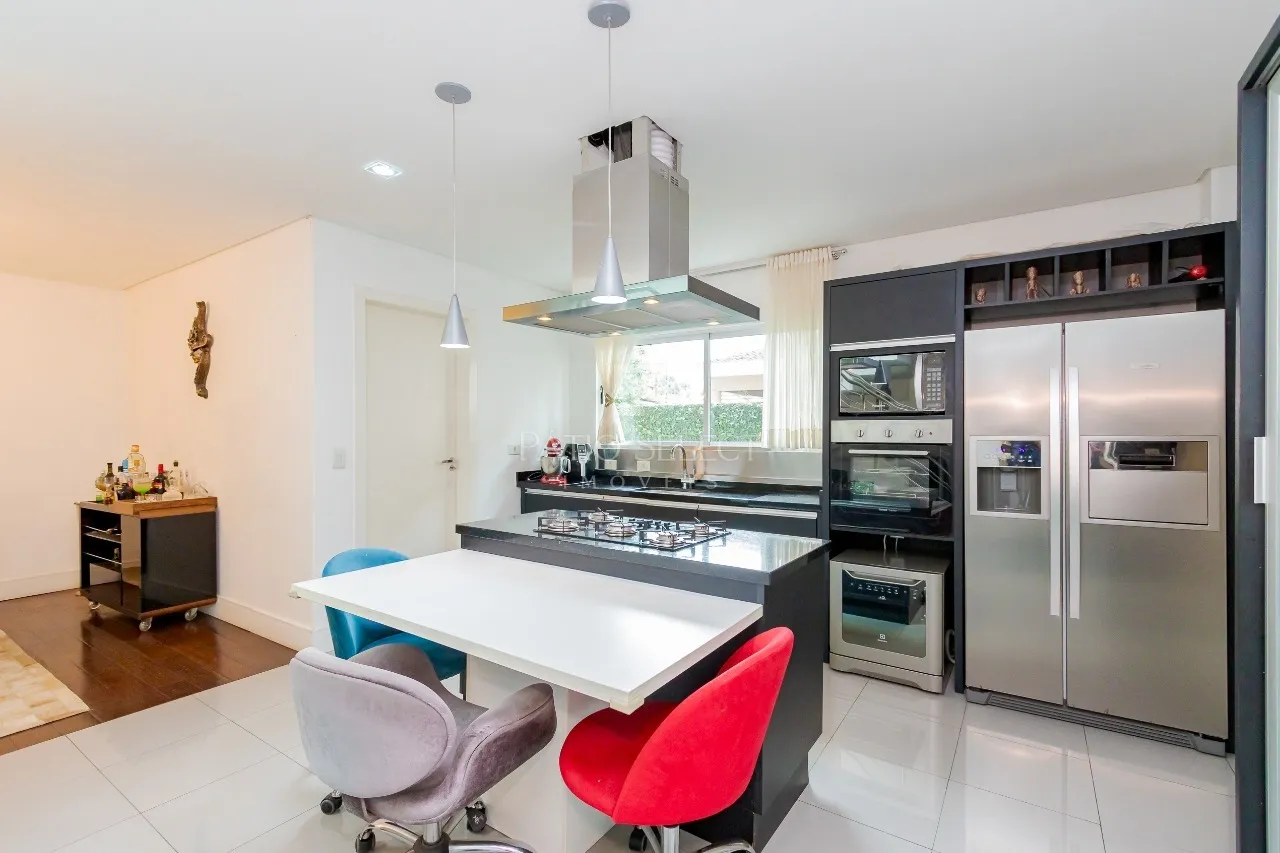 House with 5 bedrooms, 2 en-suites and private garden — photo 19