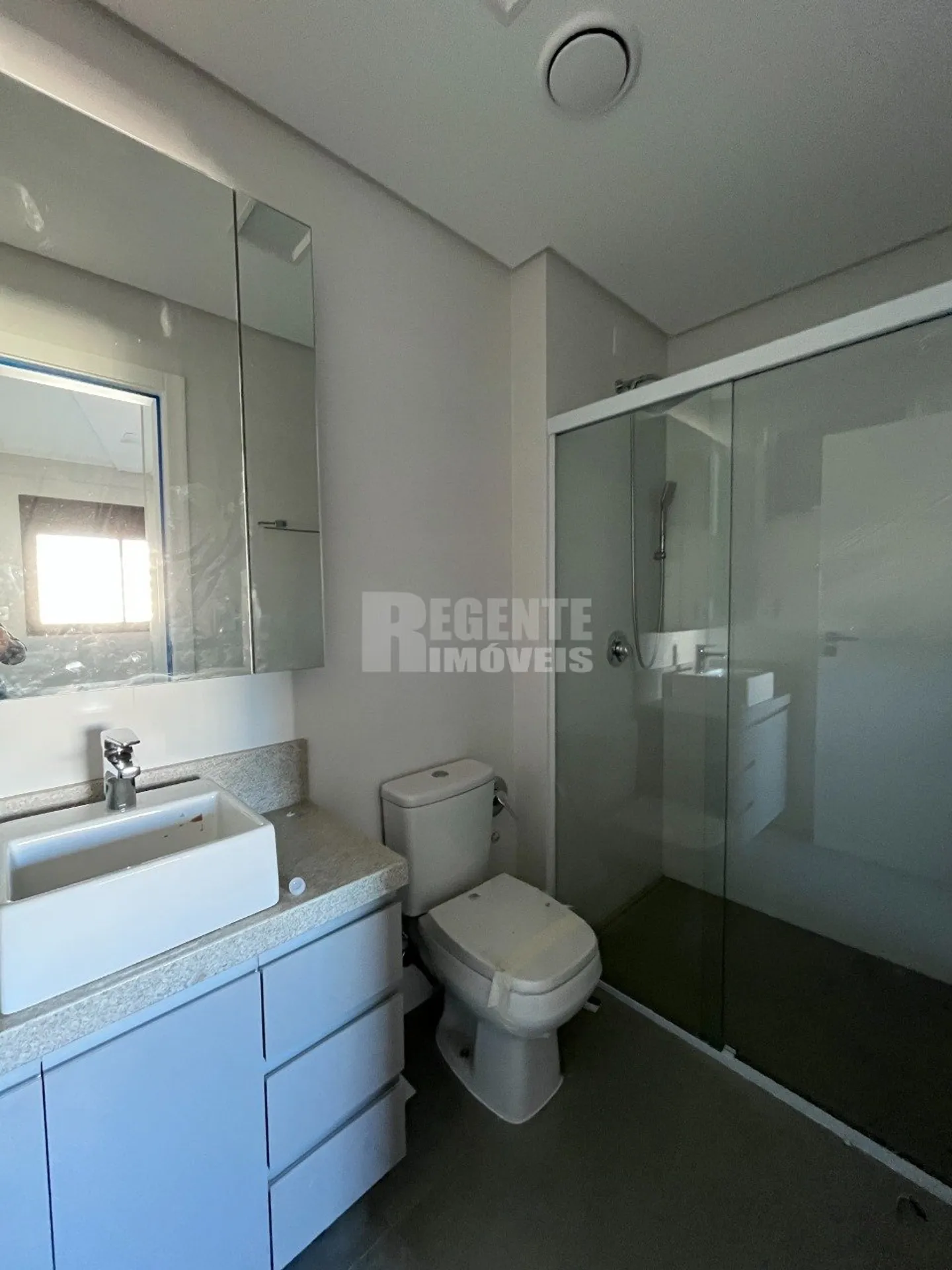 Apartamento mobiliado de 2 dormitórios com churrasqueira na sacada — photo 15