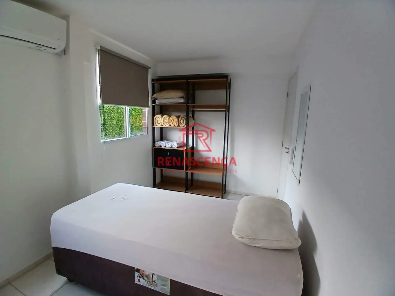 Apartamento amueblado de 2 dormitorios y cocina integrada — photo 4