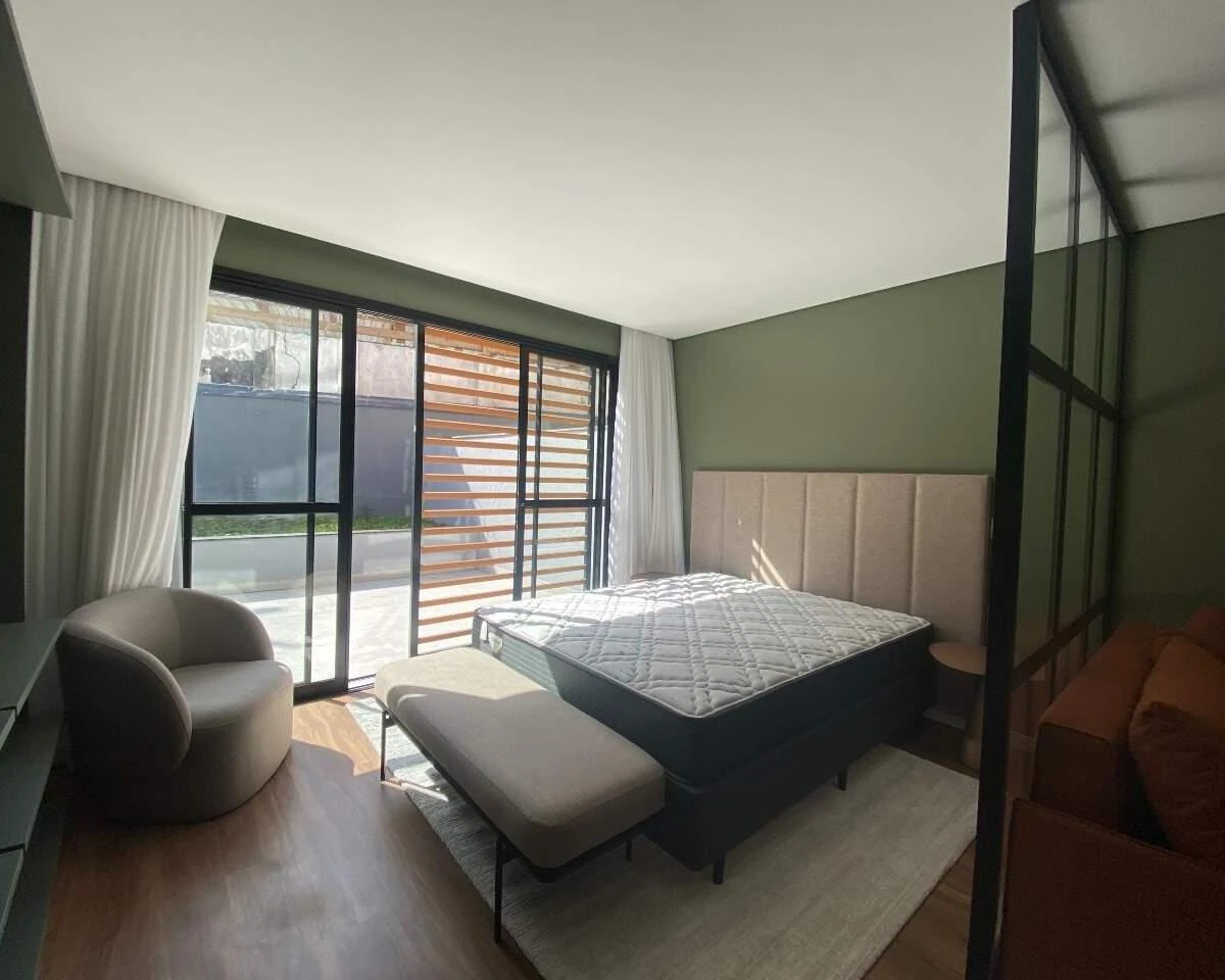 Garden studio with 1 bedroom and city view