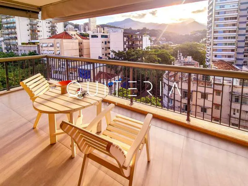 Furnished apartment with open-plan kitchen and gas stove — photo 3