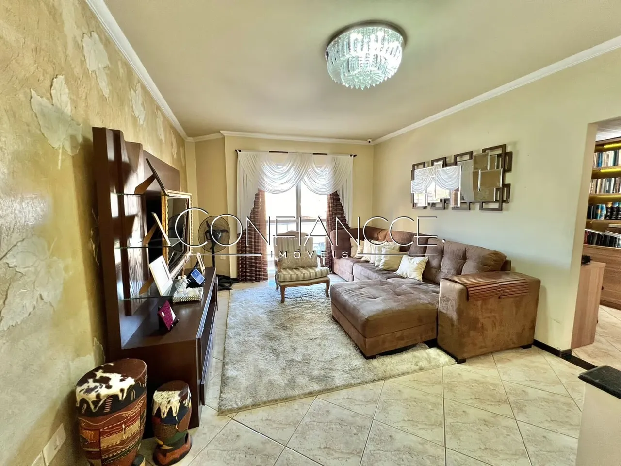 Furnished 2-bedroom house with gas open-plan kitchen — photo 9