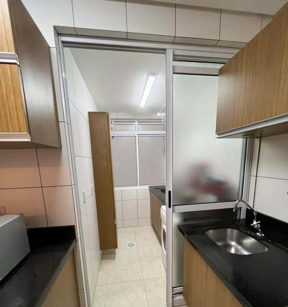 2-bedroom apartment with a washing machine — photo 14