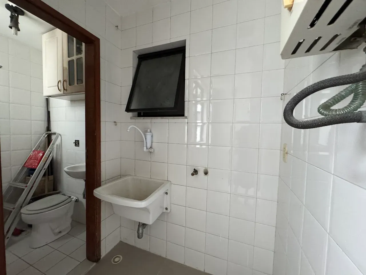 98 m² apartment with 2 bedrooms and private garden — photo 24